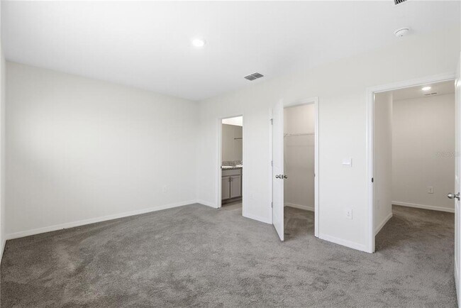 Building Photo - 17534 Crescent Moon Lp