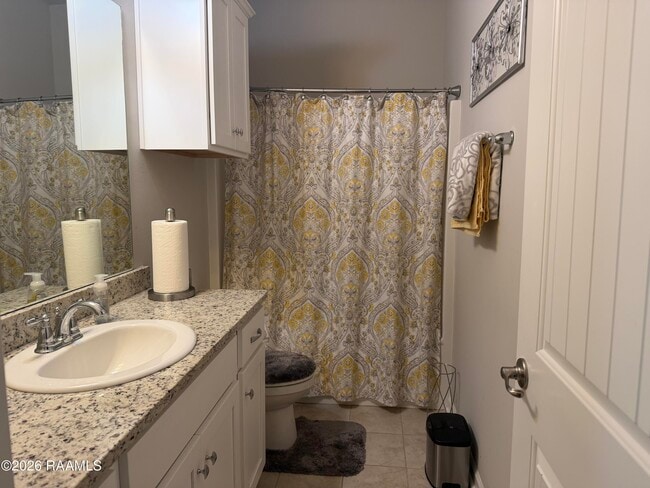 Building Photo - 504 Vert Dr