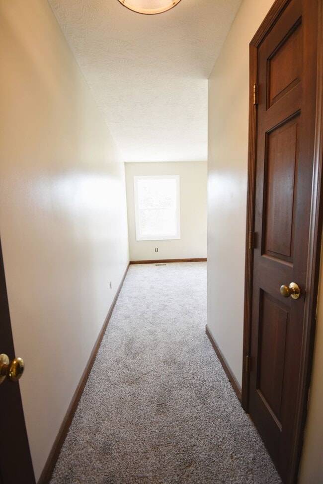 Building Photo - Coming Soon: 3 Bedroom 2.5 Bathroom on Over 2 Acres and Zoned for Horses