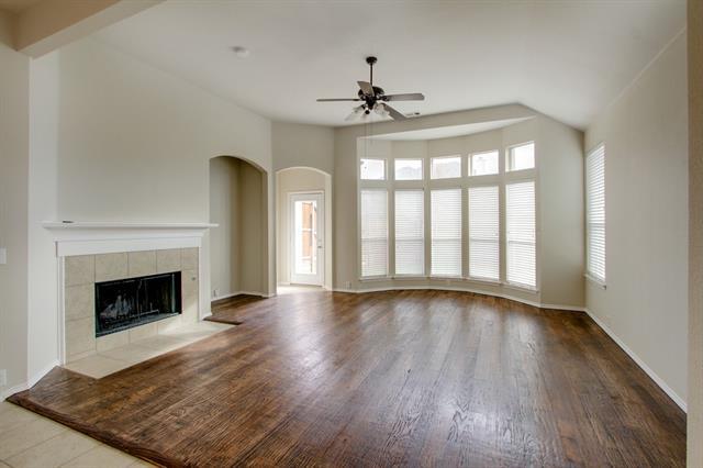 Building Photo - 2477 Del Largo Way