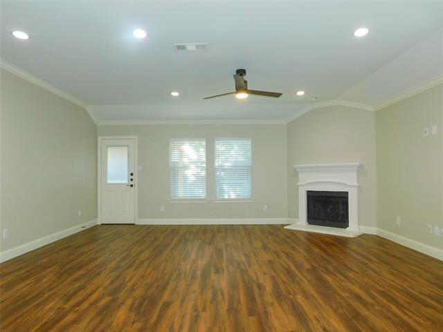 Building Photo - 4605 Dogwood Dr