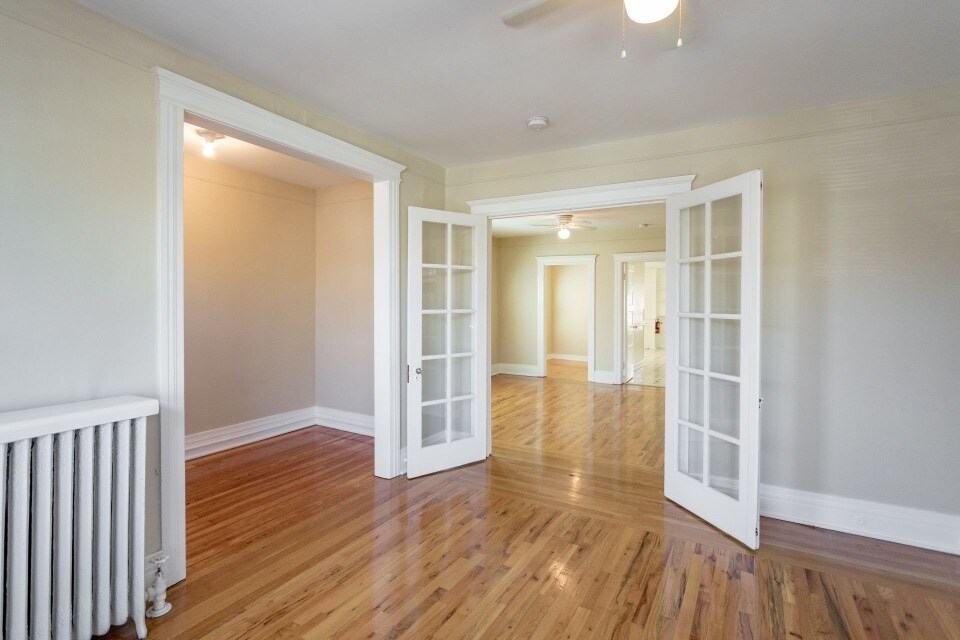 Building Photo - 1659 Leverette St