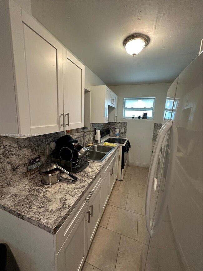 Building Photo - 20600 SW 118th Pl