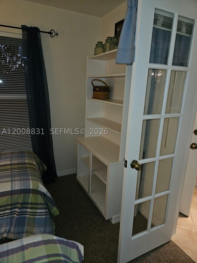 Building Photo - 1335 Mainsail Dr