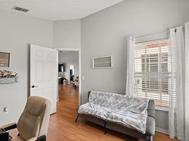 Building Photo - 3114 Dellcrest Pl
