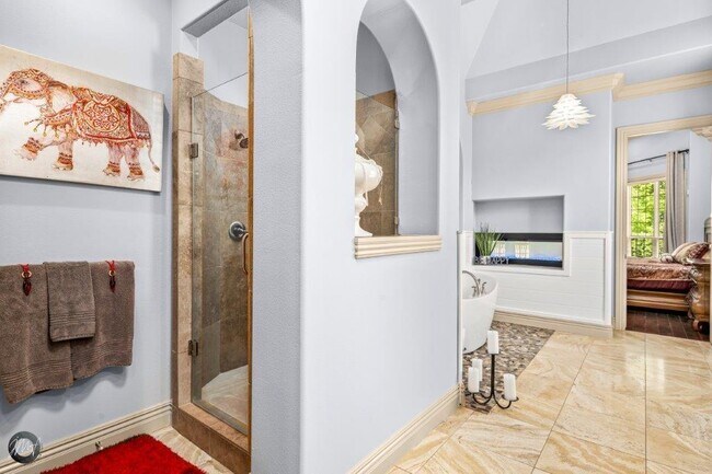 Building Photo - 5106 S Sloan Cir