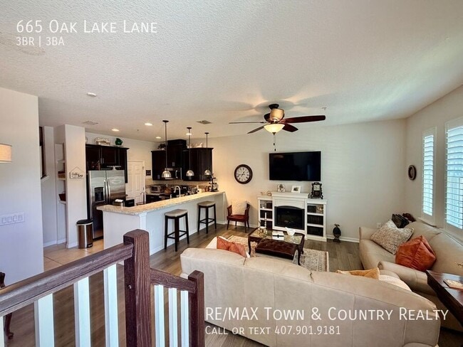 Building Photo - 665 Oak Lake Ln