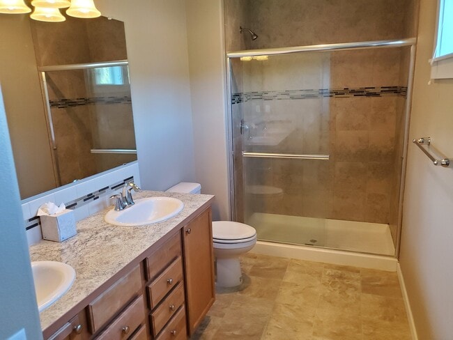 Building Photo - COMING SOON - 3 Bed 2 Bath single level - Fence - 2 Car Garage