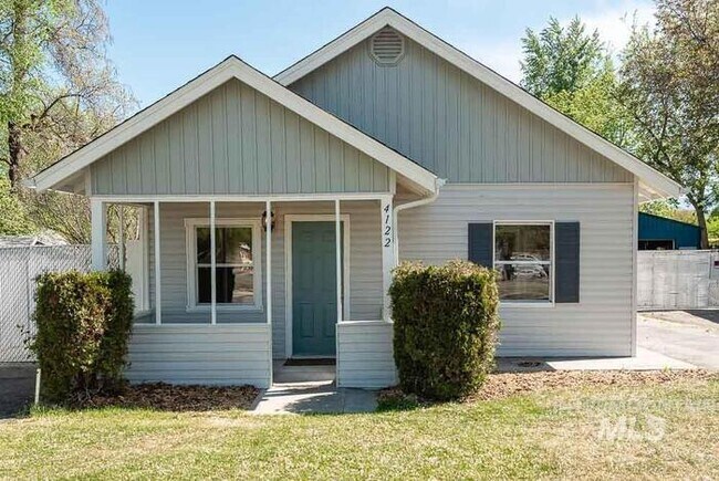 Primary Photo - Charming 2 Bed, 1 Bath Single-Family Home ...