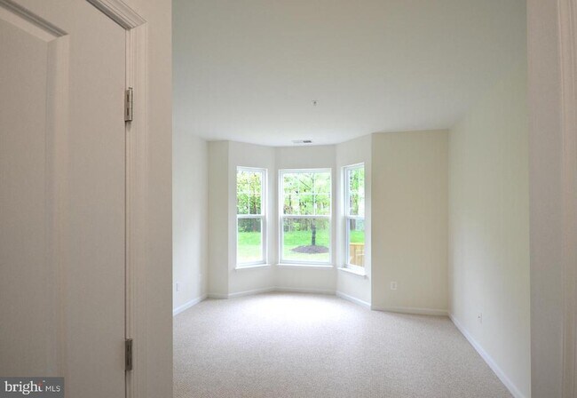 Building Photo - 3527 Piney Woods Pl