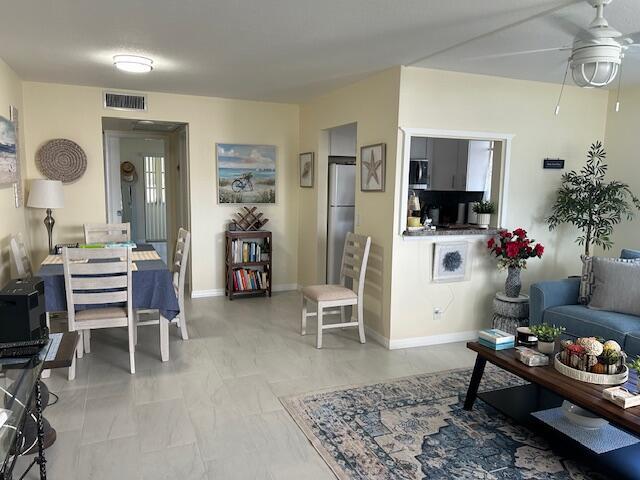 Building Photo - 31 Canterbury B