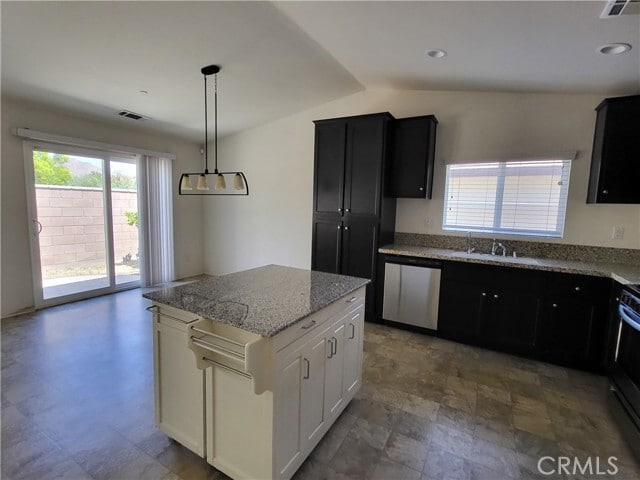 Building Photo - 29306 Linden Pl