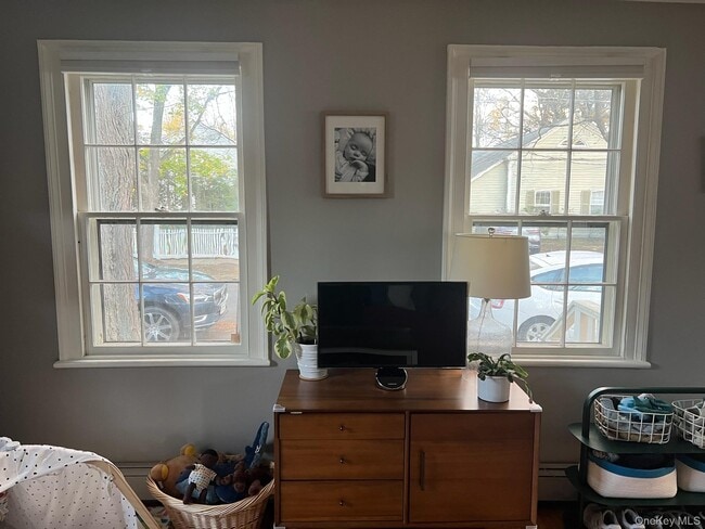 Building Photo - 26 Center St