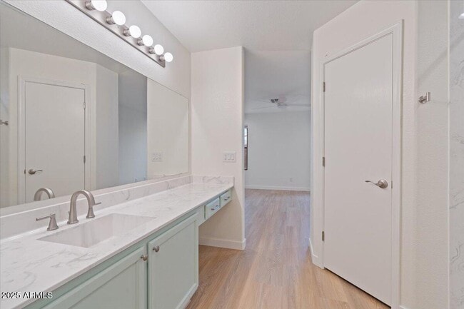 Building Photo - 21233 N 30th Ave