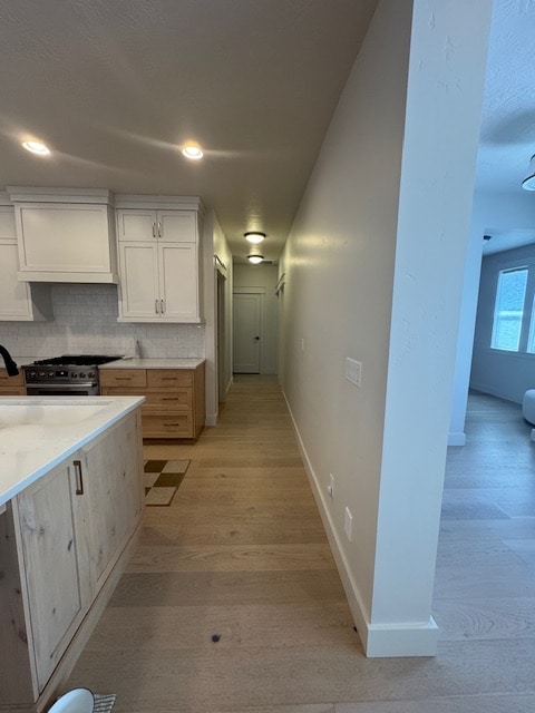 Building Photo - 555 S Proctor Ln