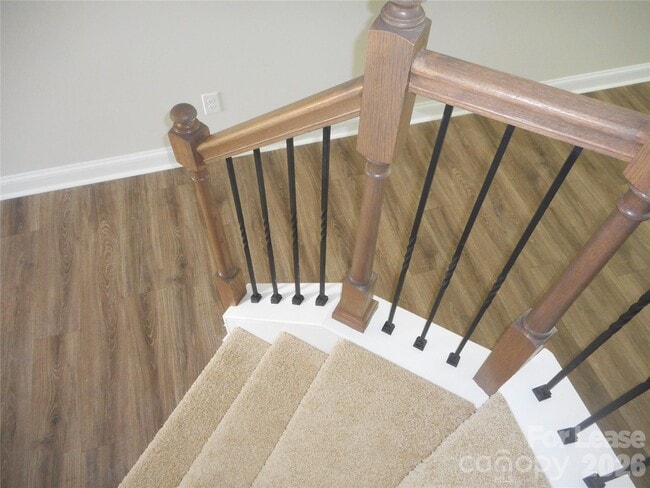 Building Photo - 8731 Harris Lake Ln