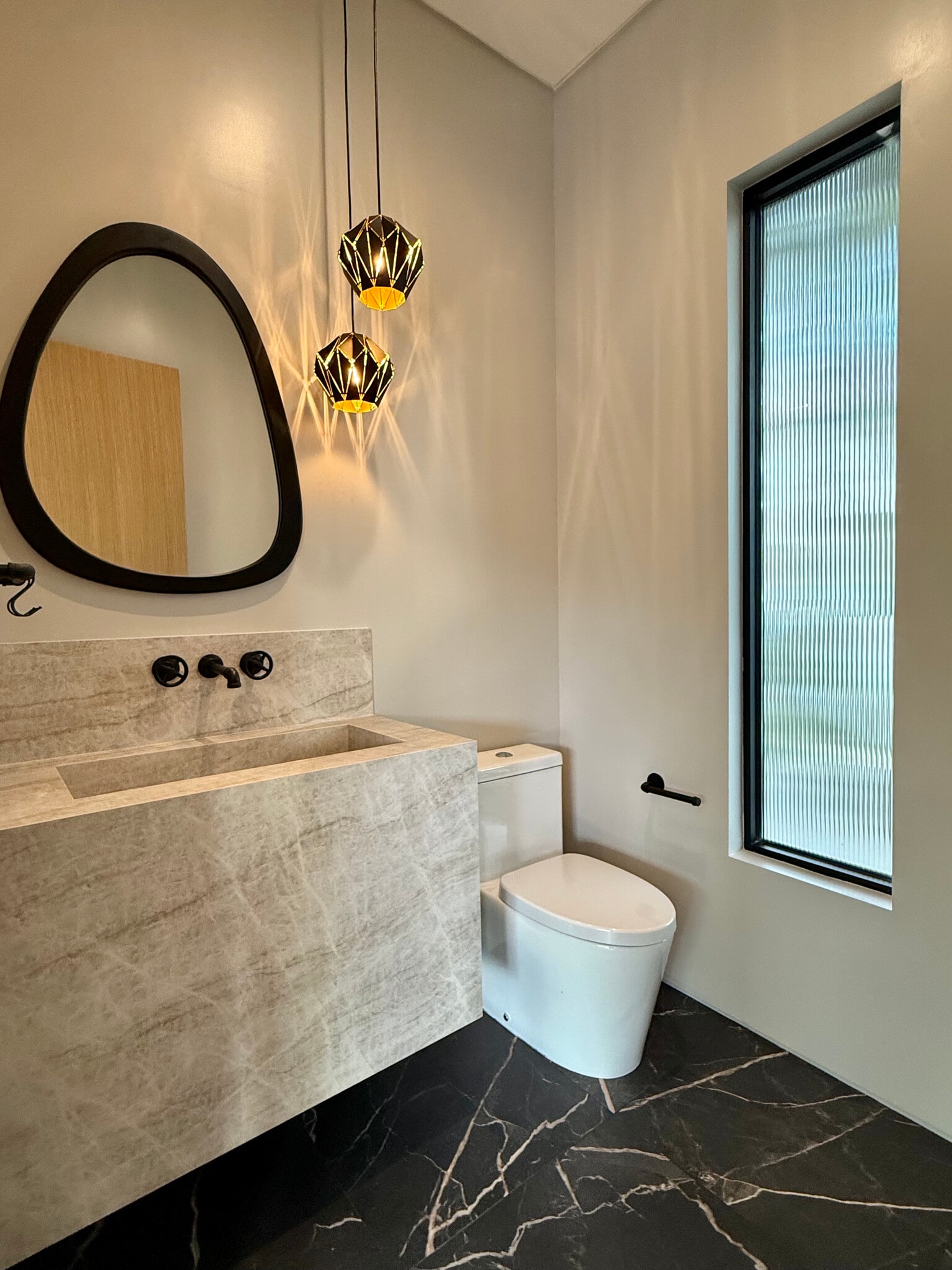 Building Photo - 1931 Sunset Plaza Dr