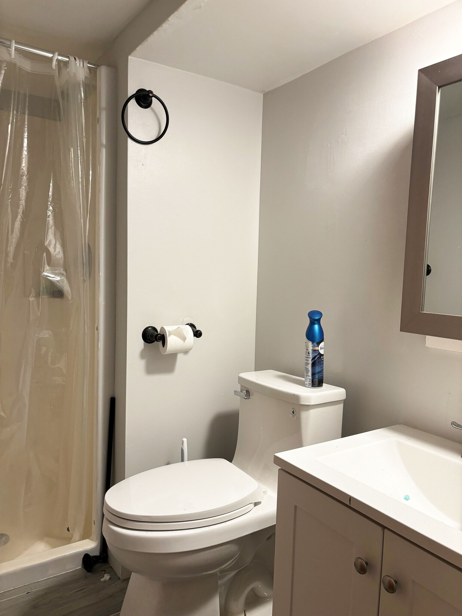 Building Photo - 15 Ashford St