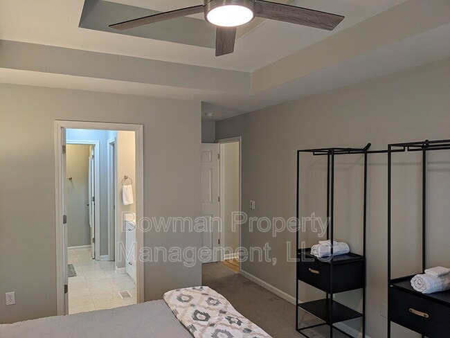 Building Photo - 180 Twin Creek Ct