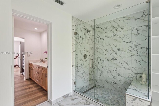 Building Photo - 6300 SW 144th St