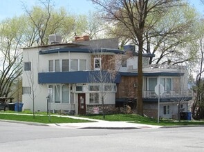Building Photo - 596 E 700 N