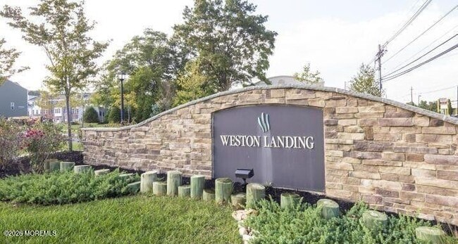 Building Photo - 110 Halliard Dr