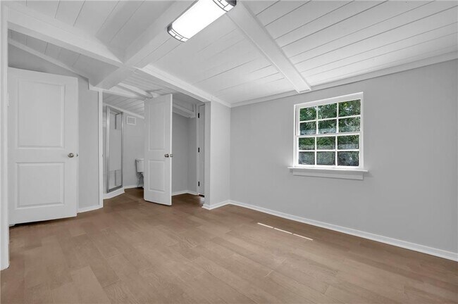Building Photo - 4805 Chaudron Dr