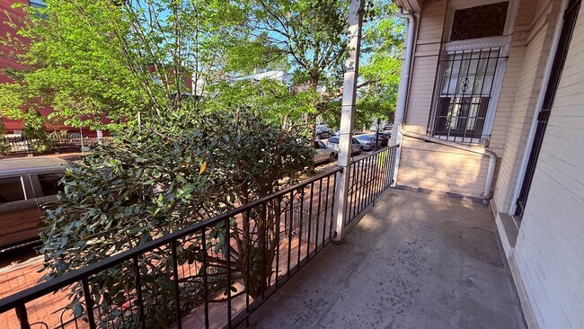 Building Photo - 0086 - Liverman/Liverman