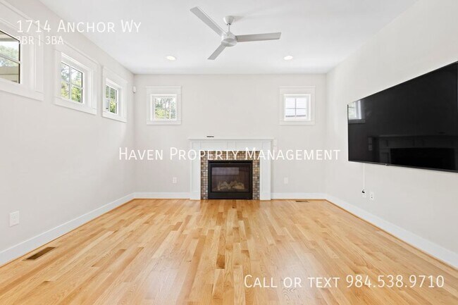 Building Photo - 1714 Anchor Wy