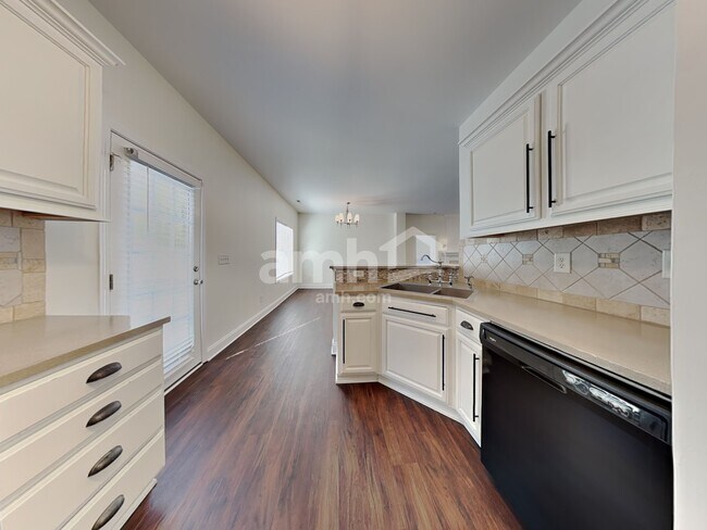 Building Photo - 12424 Winget Rd