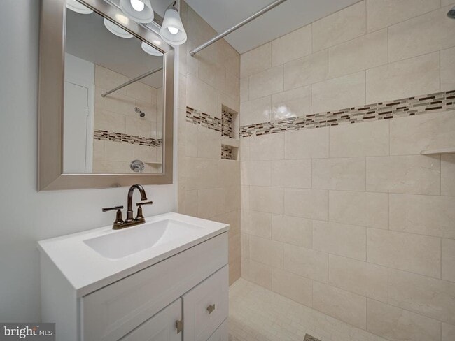 Building Photo - 13186 Putnam Cir