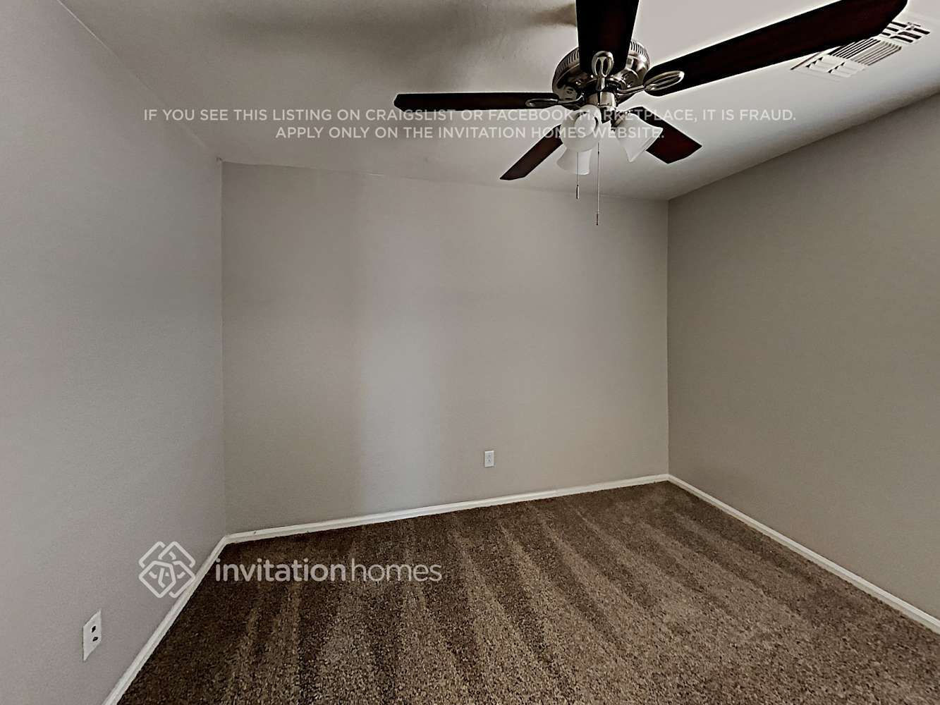 Building Photo - 952 S Hawk Ln