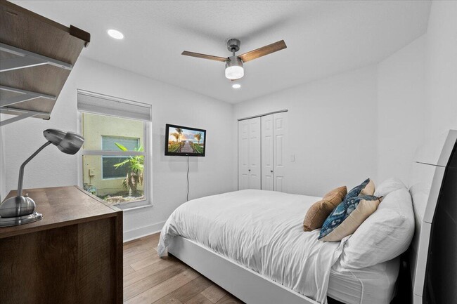 Building Photo - 105 Pennock Landing Cir