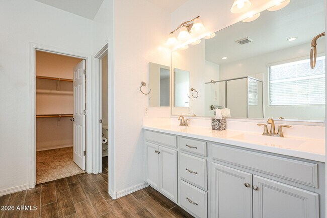 Building Photo - 2306 E Branham Ln