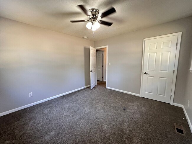 Building Photo - Exclusively Offered by Muse Realty Rentals, LLC