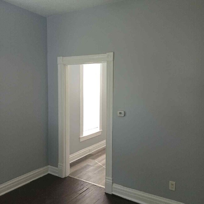 Building Photo - 2208 Garland Ave