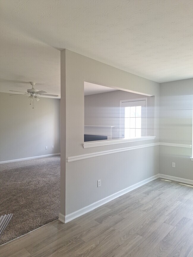 Building Photo - 5646 One Lake Way