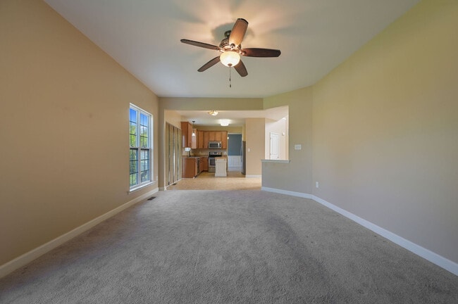 Building Photo - 463 Quail Landing Cir