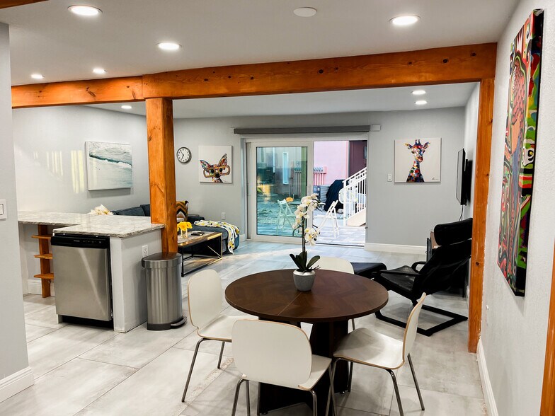 Building Photo - 3747 42nd Way S