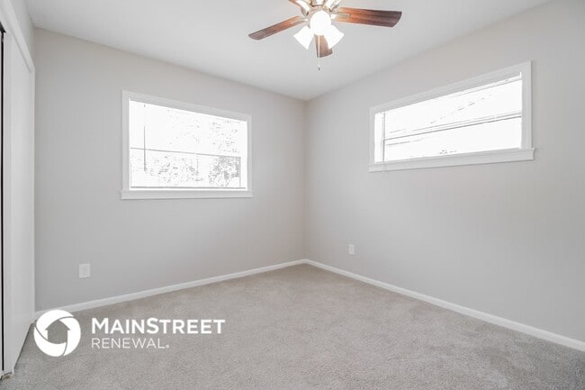 Building Photo - 509 Roy Blvd