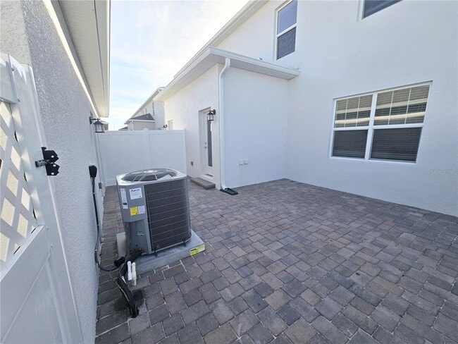 Building Photo - 2376 Rider Rain Ln