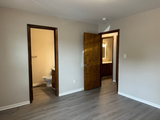 Building Photo - Two Bedroom Apartment in Lincolnton