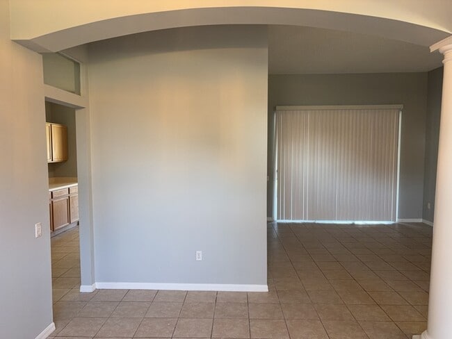 Building Photo - 6005 Jessica Dr