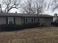Building Photo - COMING SOON! - Newly Renovated 3Bd, 2Bth i...