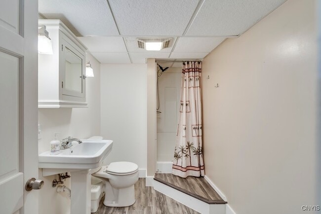 Building Photo - 22522 Duffy Rd