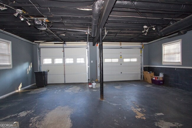 Building Photo - 4656 Bristol Dr SE