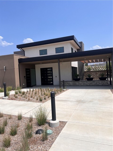 Building Photo - 16032 Sunny Ct