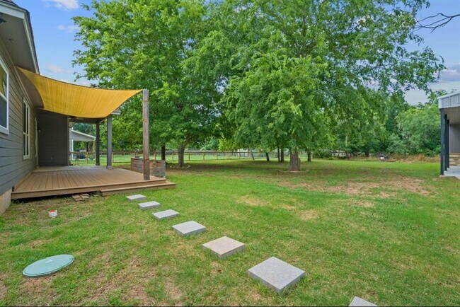 Building Photo - 130 Koele Ct