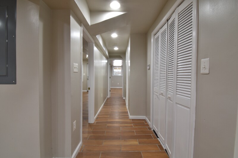 Building Photo - 620 Princeton Pl NW