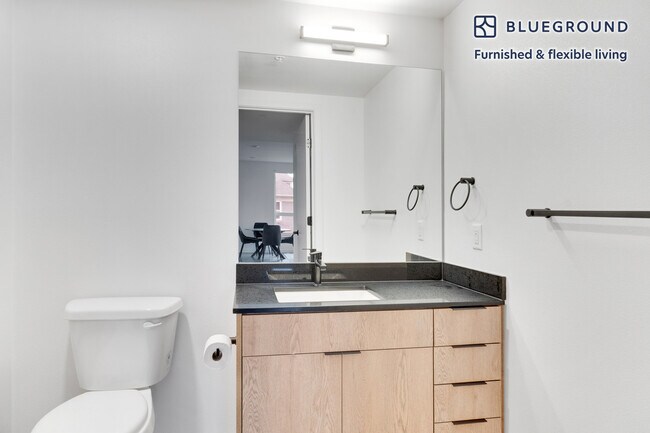 Building Photo - 1502 Fawcett Ave